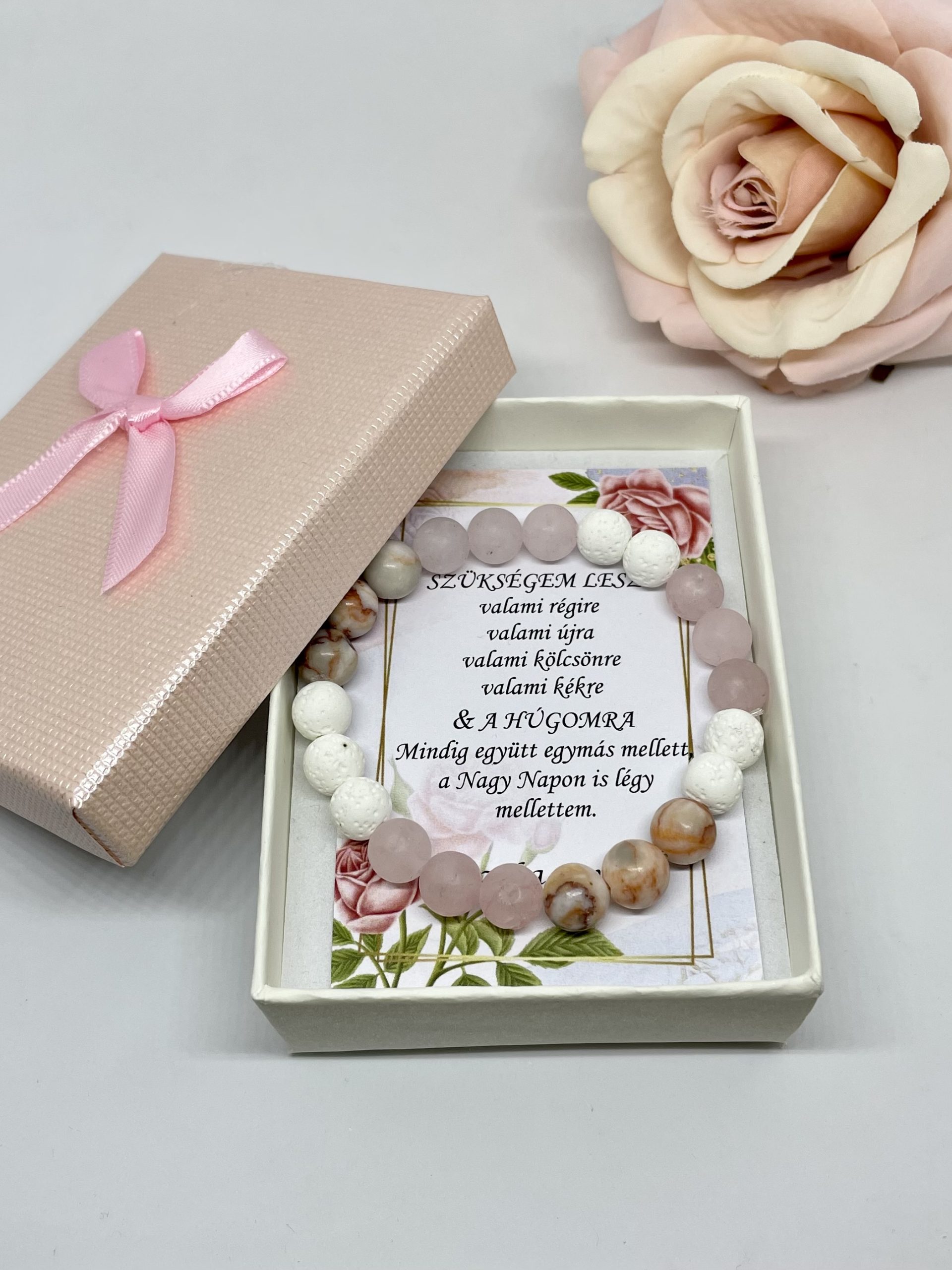 Rózsakvarc-jáspis-lávakő tanúfelkérő karkötő