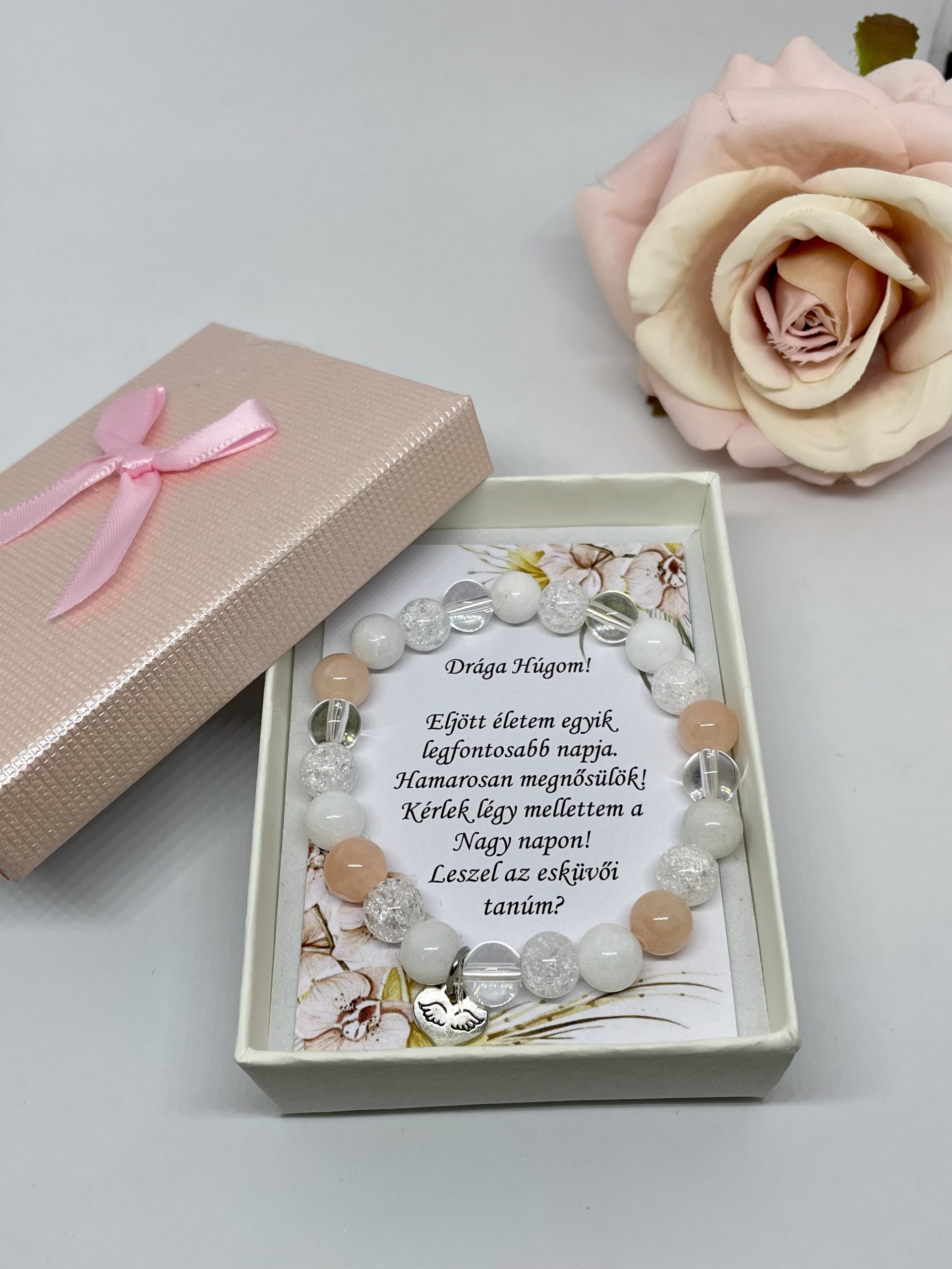 Barack-fehér tanúfelkérő karkötő