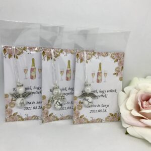 Köszönőajándék ásvány angyal howlitból - pezsgős kártyával