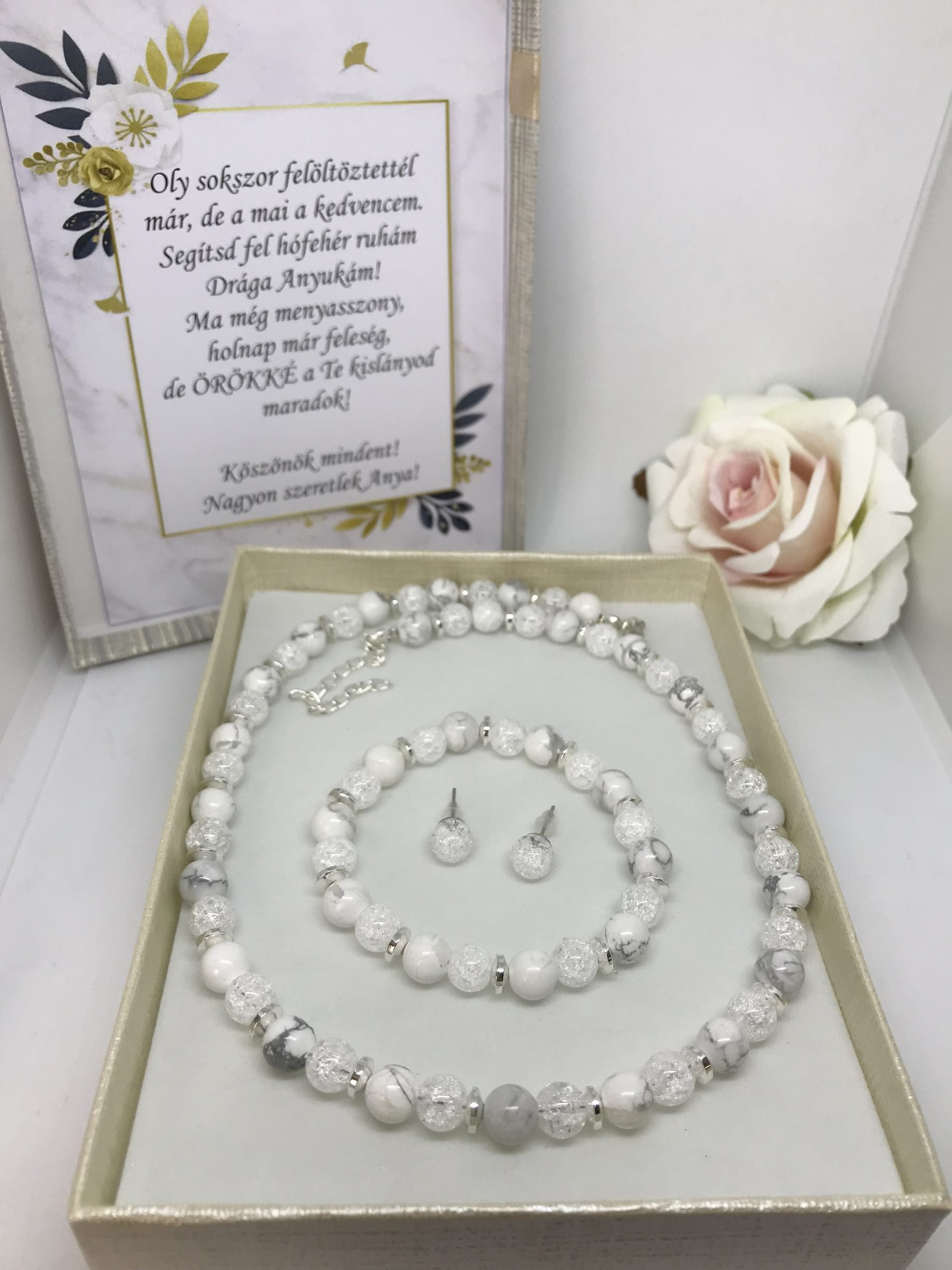 White menyasszony örömanya ásvány ékszer szett