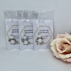 Köszönőajándék roppantott hegyikristályból