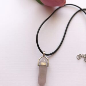 Rózsakvarc ceruza medálos nyaklánc