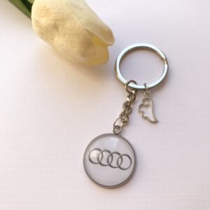 Audi logós kulcstartó