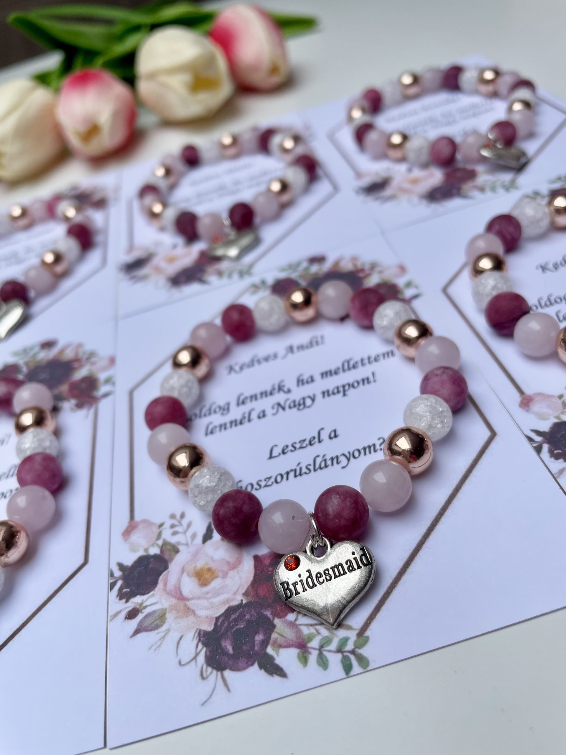 Bordó koszorúslány felkérő ajándék karkötő